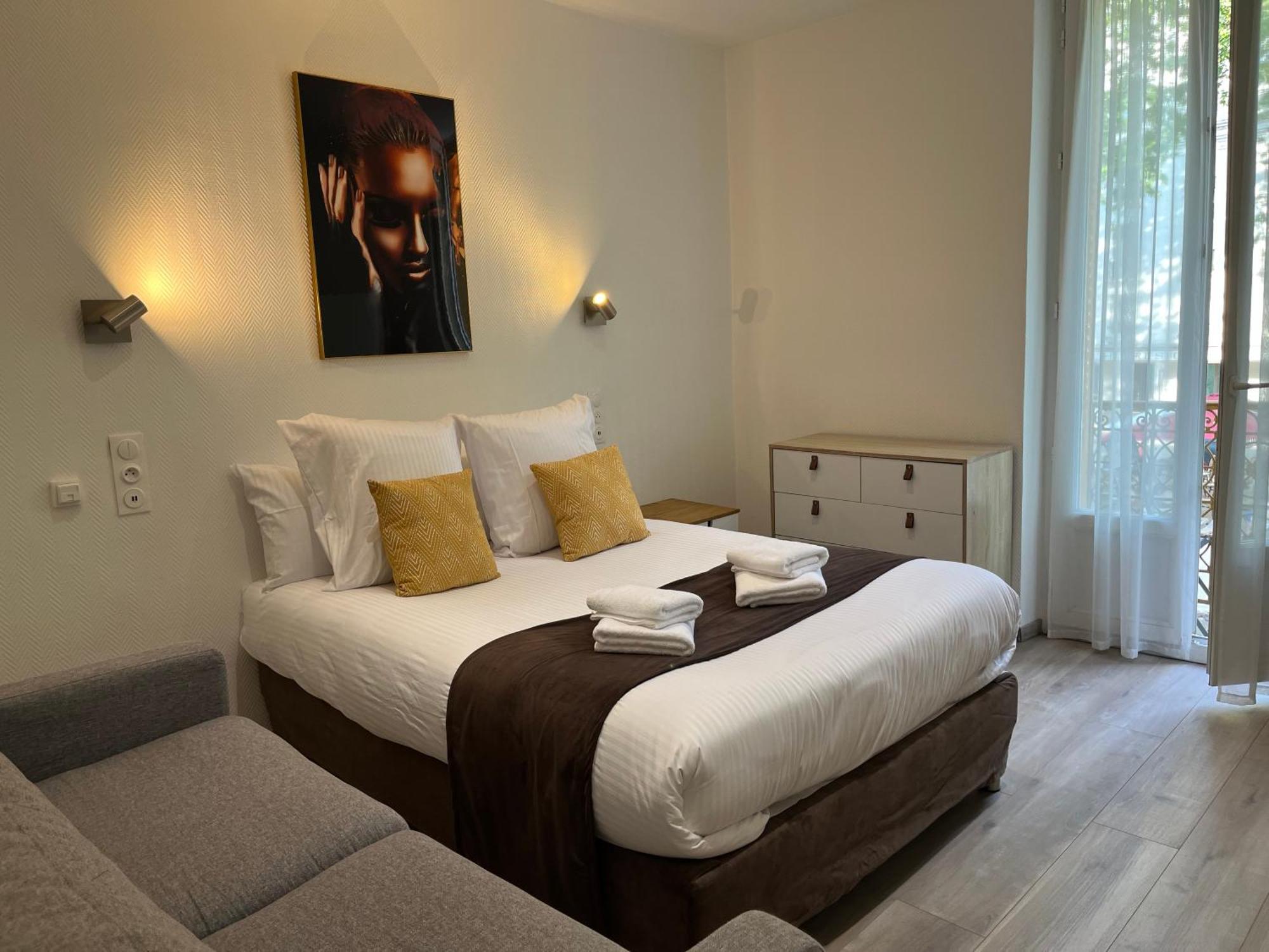 Logis Hotel Belle Etoile Vichy Exterior foto
